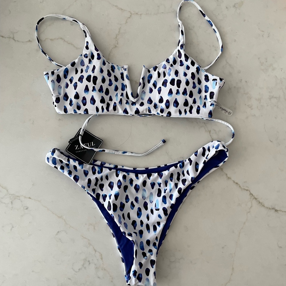 Zaful Blue and White Bikini Set